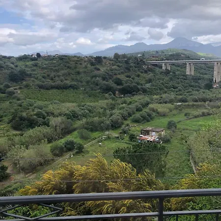 Vicino Cefalu Apartment